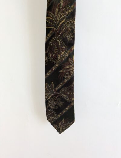 Krawatte mit Blumenmuster