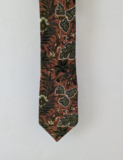 Krawatte mit Blumenmuster 100% Seide