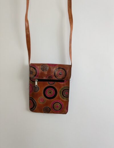 Kleine Tasche aus Naturleder