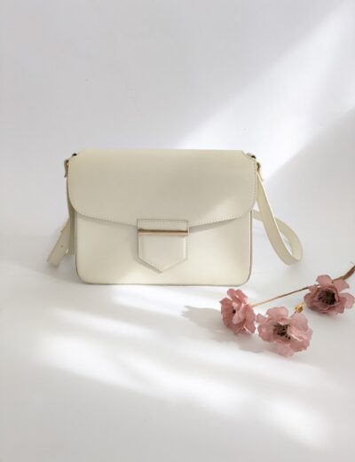 Cremefarbene Handtasche aus Naturleder