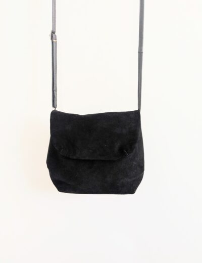 Wildlederhandtasche, schwarz von Pieces