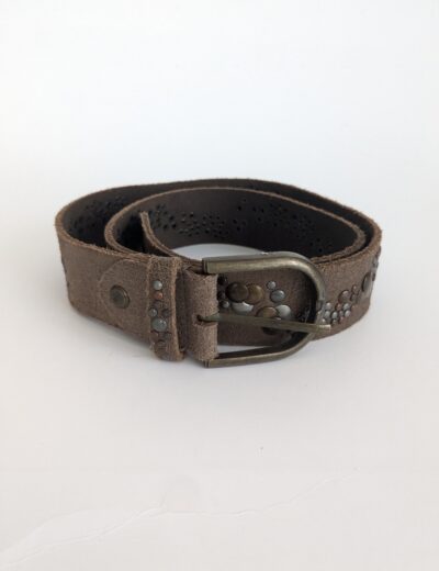 Ledergürtel mit Nieten von Nile 85