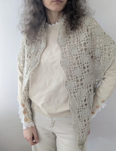 Gehäkelter Wollschal von Noa Noa