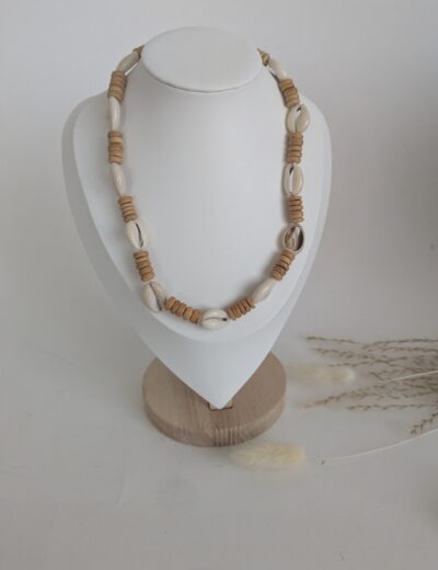Halskette mit Muscheln, Boho