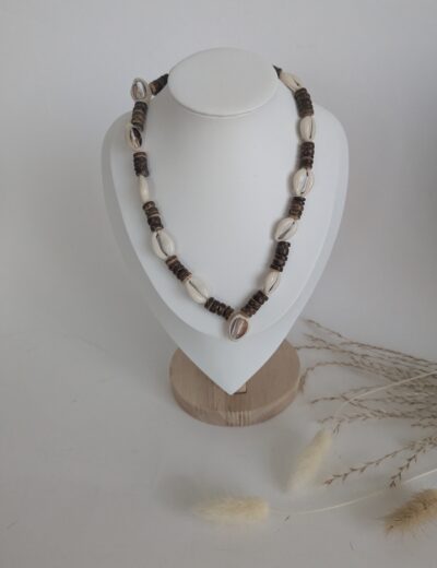 Halskette mit Muscheln, Boho