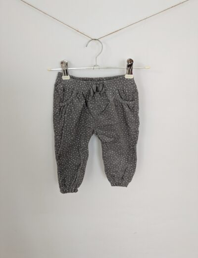 Cordhose mit Polka-Dots  68cm, 4-6 Monate