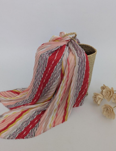 Gestreifter Schal aus Viskose