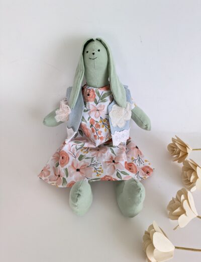 Handgefertigte Upcycling- Stoffpuppe 0+