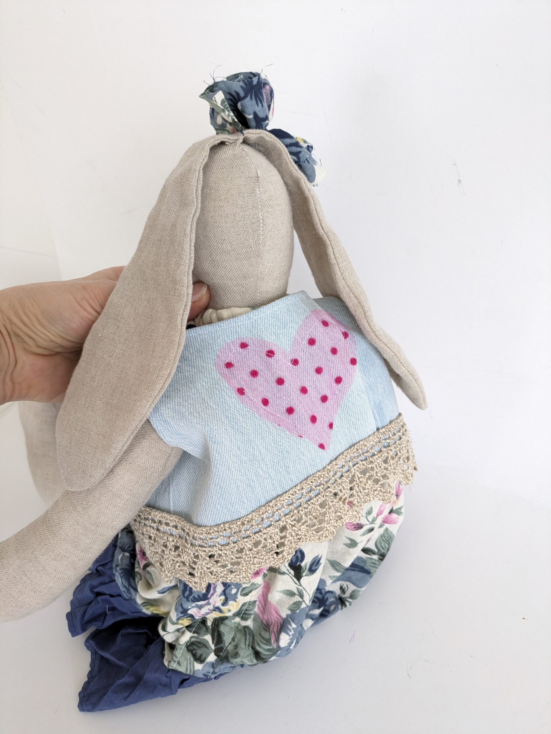 Handgefertigte Upcycling - Stoffpuppe 0+ – Bild 4