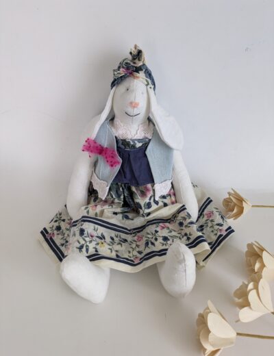 Handgefertigte Upcycling- Stoffpuppe 0+