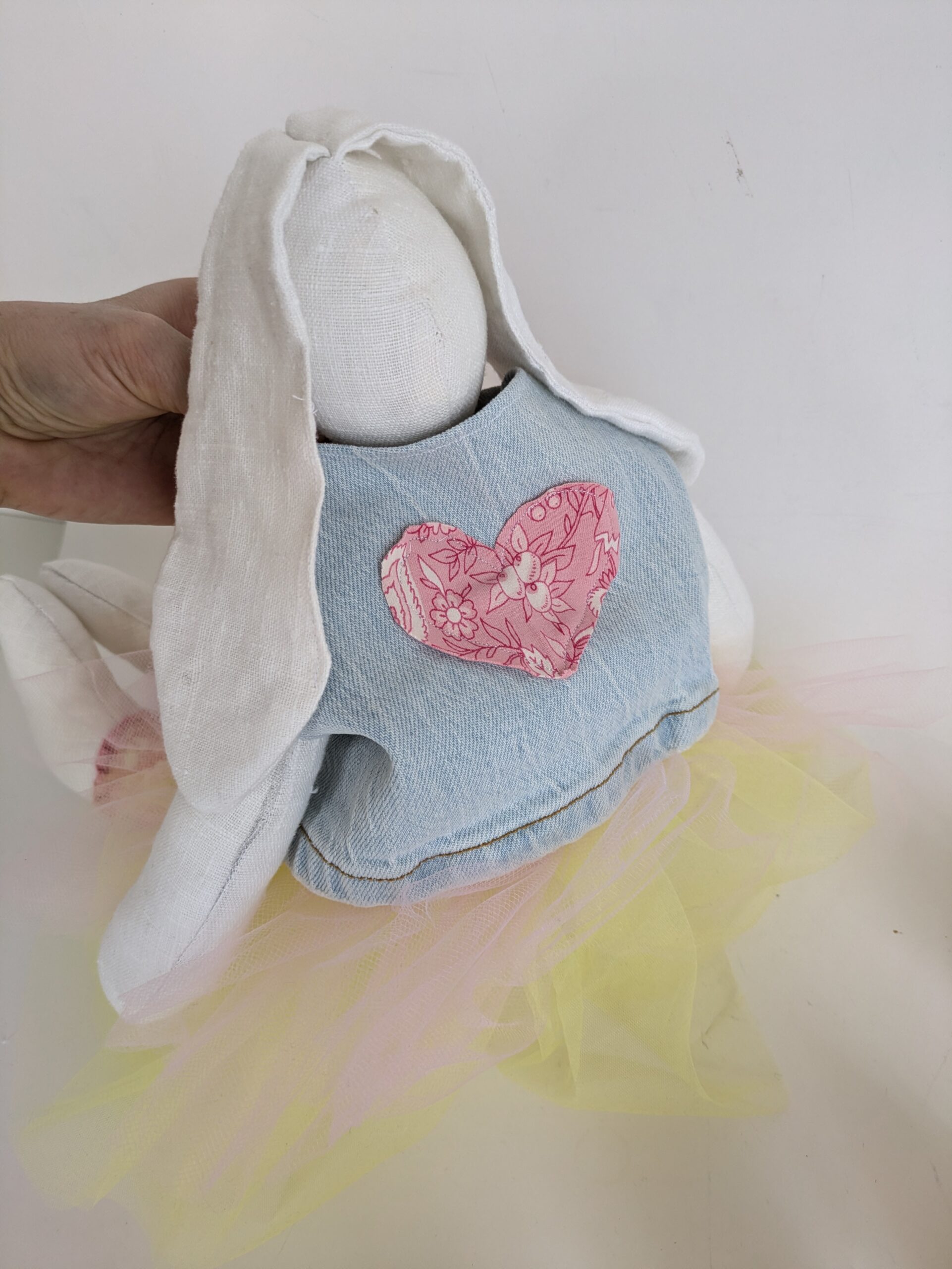 Handgefertigte Upcycling- Stoffpuppe 0+ – Bild 2