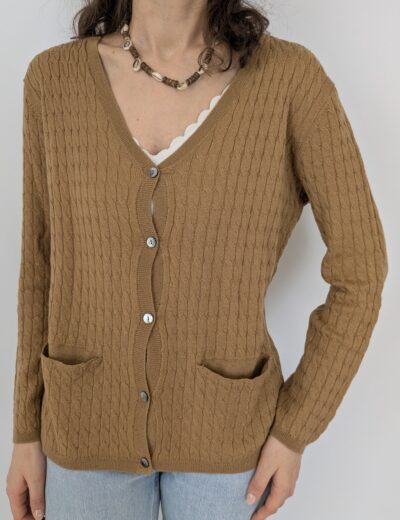 Beigefarbener Pullover G.L