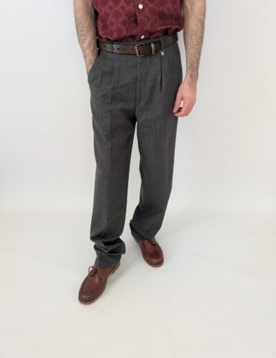 Graue Wollhose mit Bundfalten Gr. 46/S