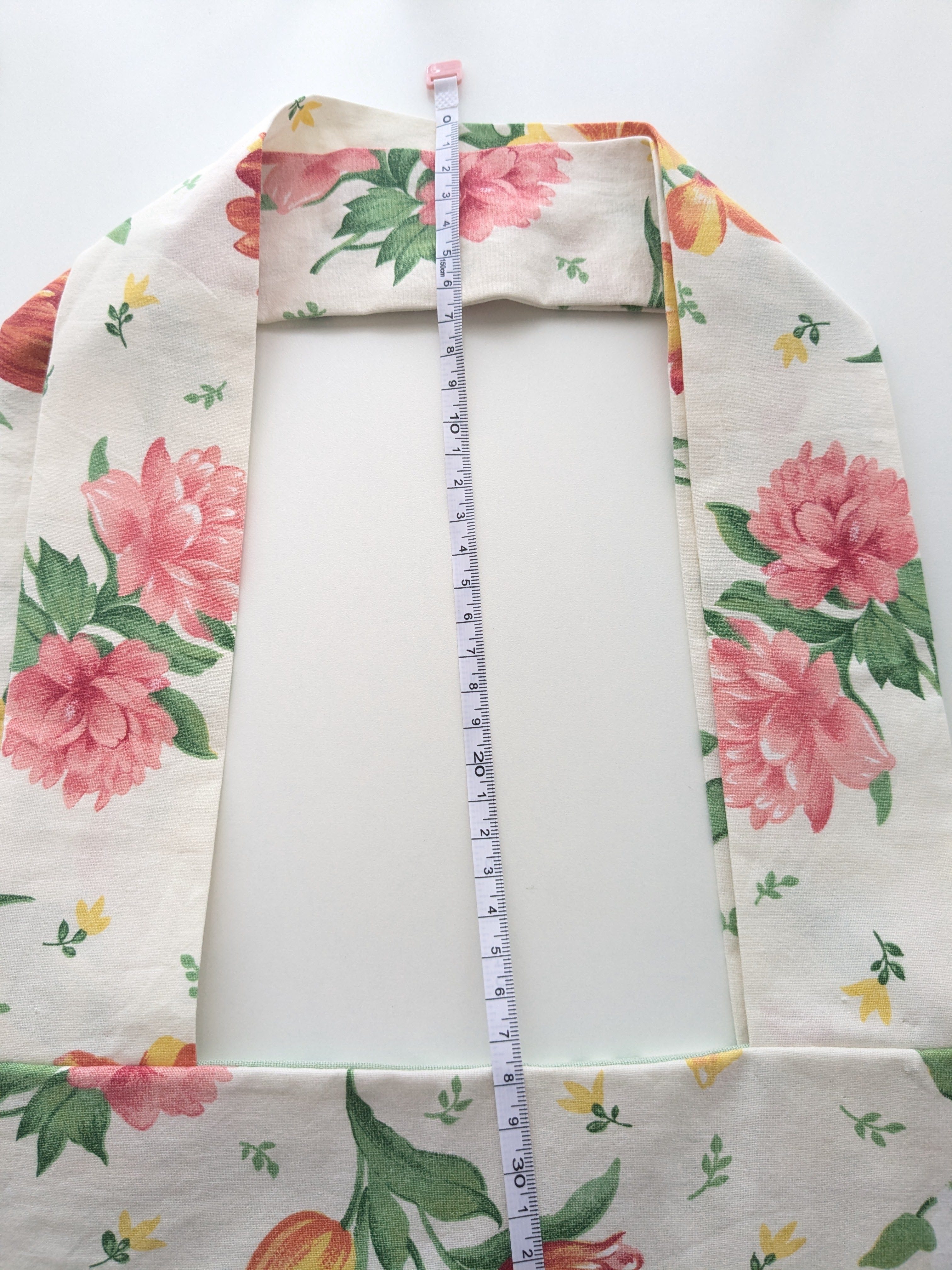 Wendbare Tragetasche „Born to Run Free" mit Pferde-Stickerei – Upcycling Stoffbeutel, Blumenmuster – Bild 8