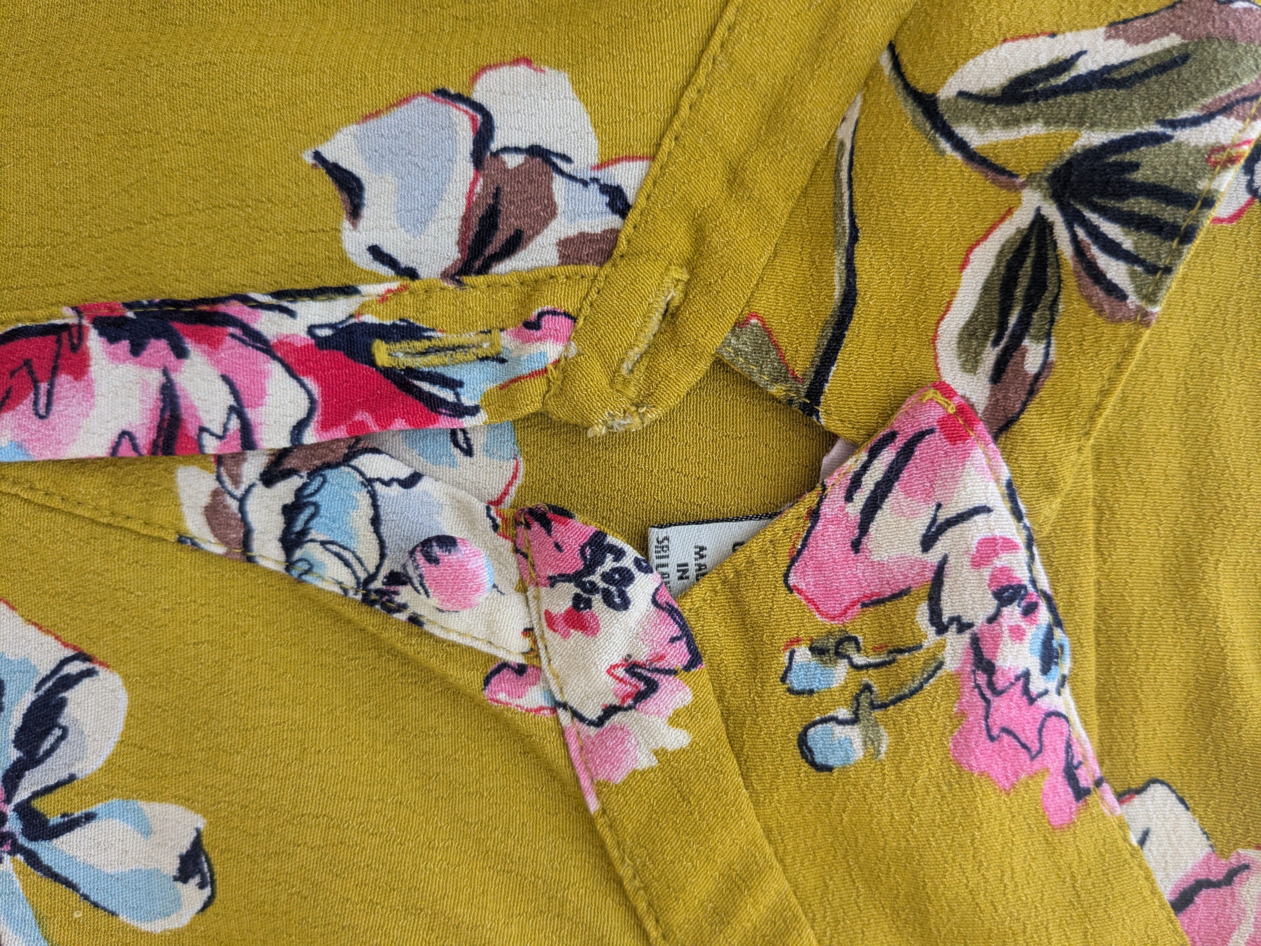 Bluse mit Blumenprint – Senfgelb, Damen Gr.46 – Bild 7